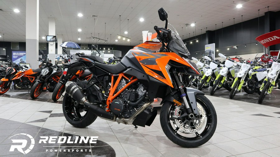 2023 KTM 1290 Super Duke GT