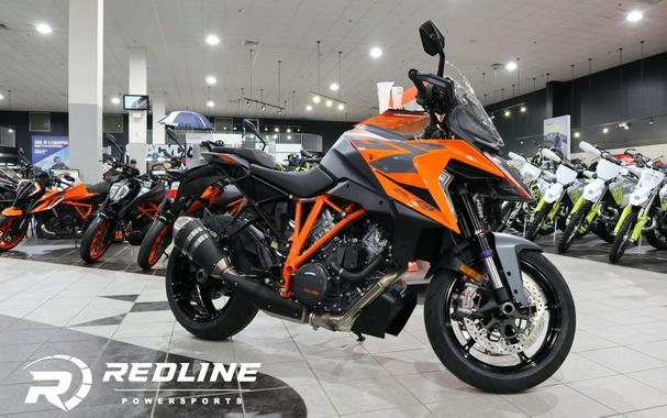 2023 KTM 1290 Super Duke GT