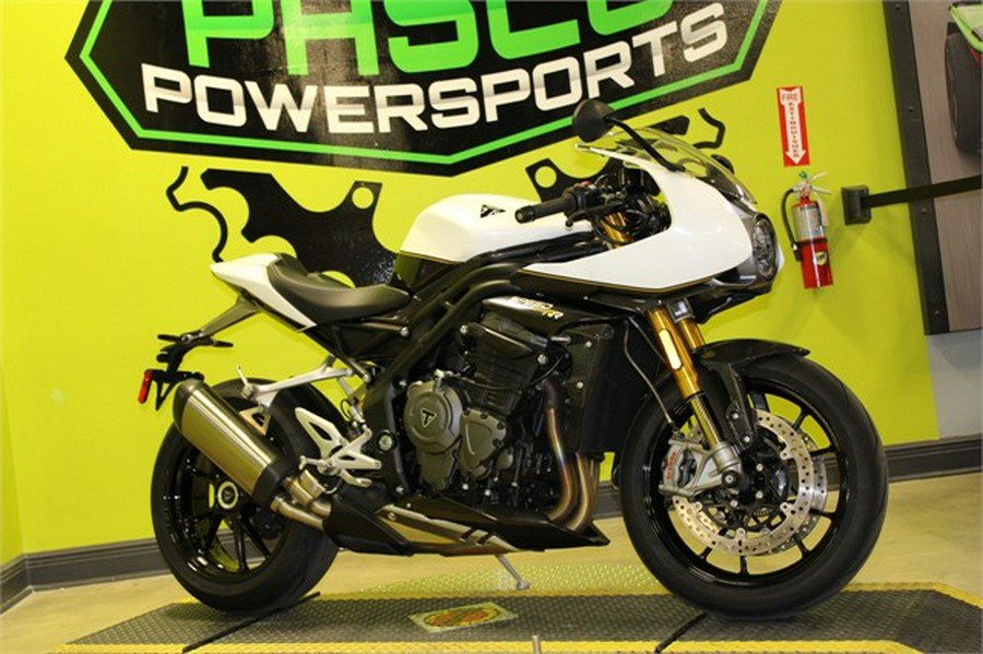 2022 Triumph Speed Triple 1200 RR