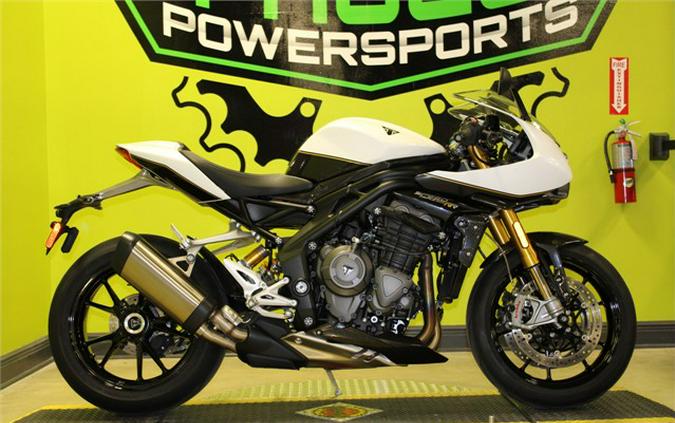 2022 Triumph Speed Triple 1200 RR