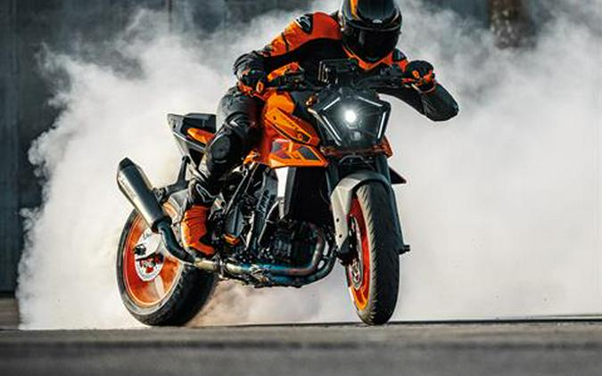 2024 KTM 990 Duke