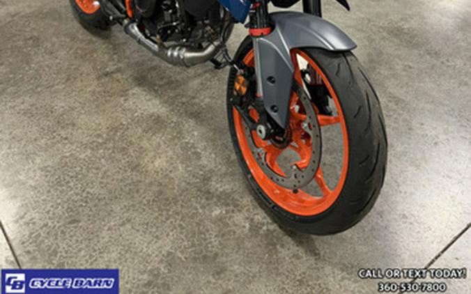 2025 KTM Duke 390