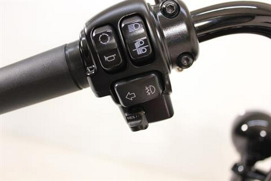 2024 Harley-Davidson Heritage Classic 114