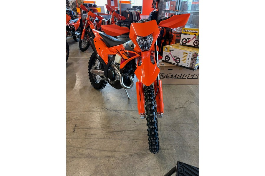 2026 KTM 450 XCF-W