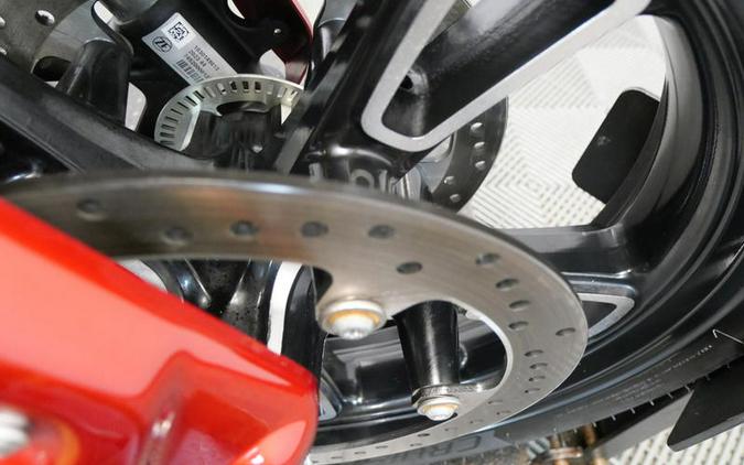 2025 Indian Motorcycle® 101 Scout® Sunset Red Metallic with Graphics