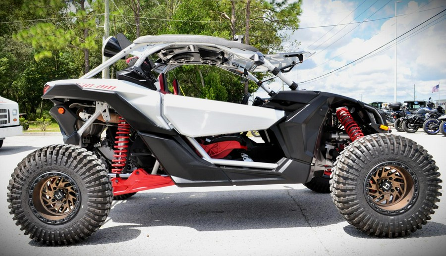 2025 Can-Am Maverick X3 X mr TURBO RR 72 Hyper Silver / Legion Red
