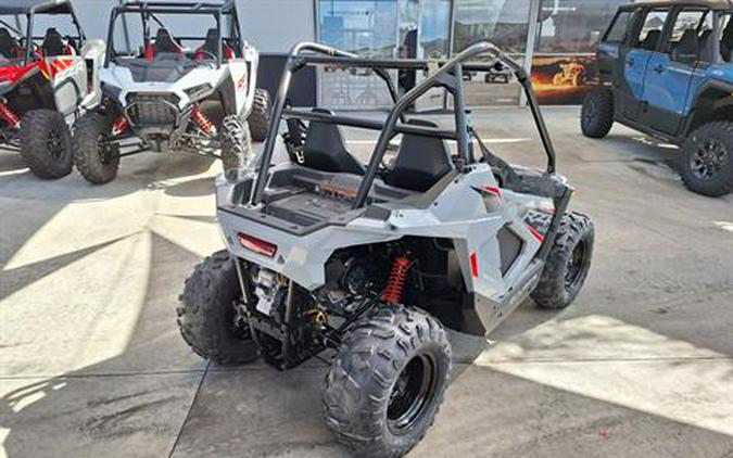 2024 Polaris RZR 200 EFI