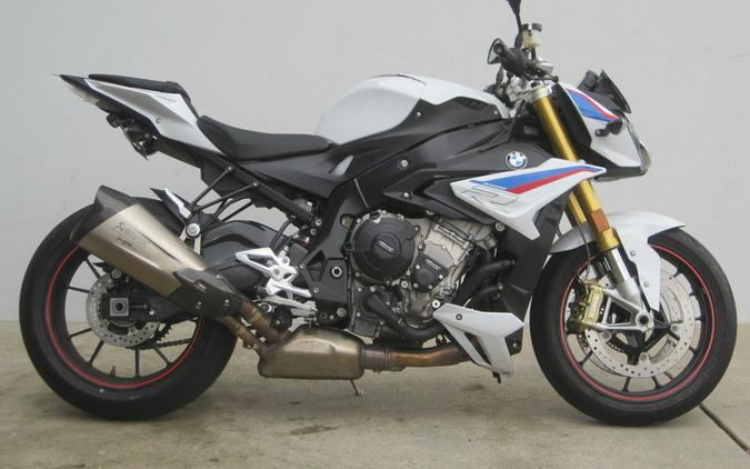 2020 BMW S 1000 R Light White / Racing Blue / Racing Red