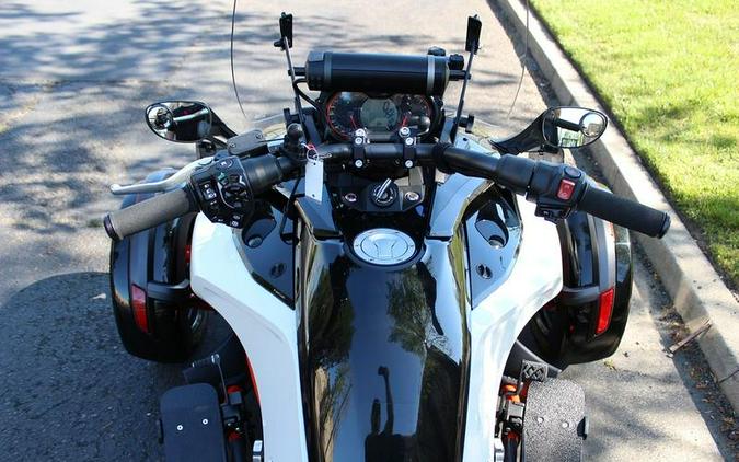 2015 Can-Am® Spyder® F3 S 6-Speed Manual (SM6)