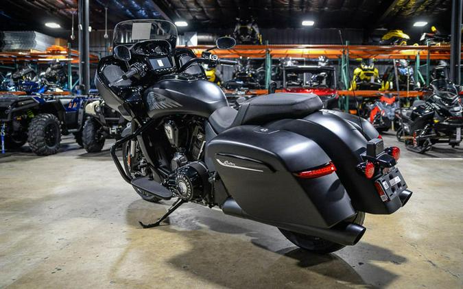 2025 Indian Motorcycle Challenger® Dark Horse® 112