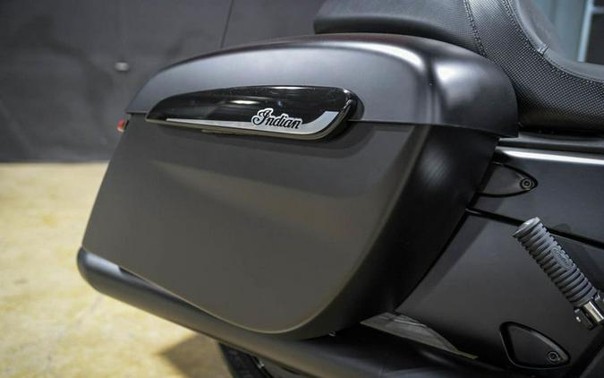 2025 Indian Motorcycle Challenger® Dark Horse® 112