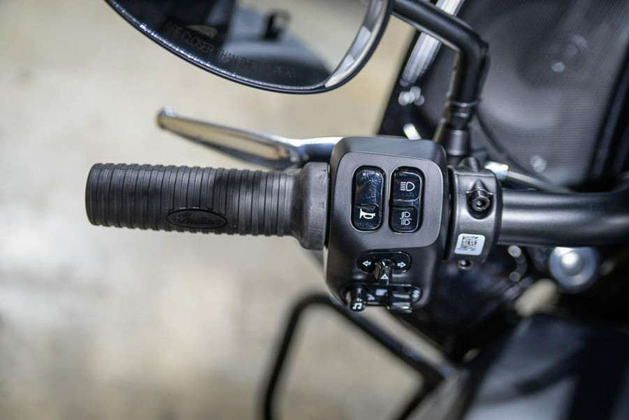 2025 Indian Motorcycle Challenger® Dark Horse® 112