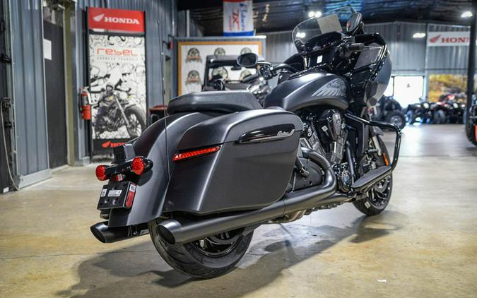 2025 Indian Motorcycle Challenger® Dark Horse® 112