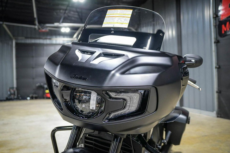 2025 Indian Motorcycle Challenger® Dark Horse® 112