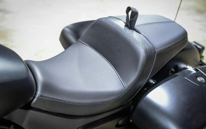 2025 Indian Motorcycle Challenger® Dark Horse® 112