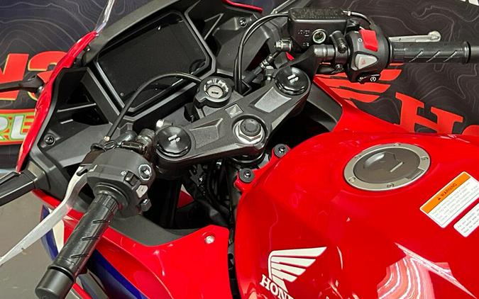 2025 Honda CBR500R ABS
