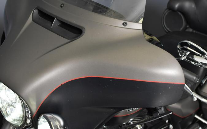 2019 Harley-Davidson Ultra Limited Industrial Gray Denim/Black Denim FLHTK