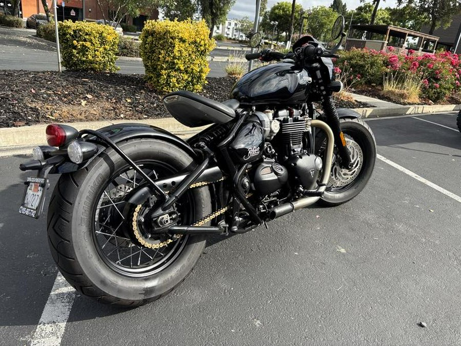 2023 Triumph Bonneville Bobber Jet Black