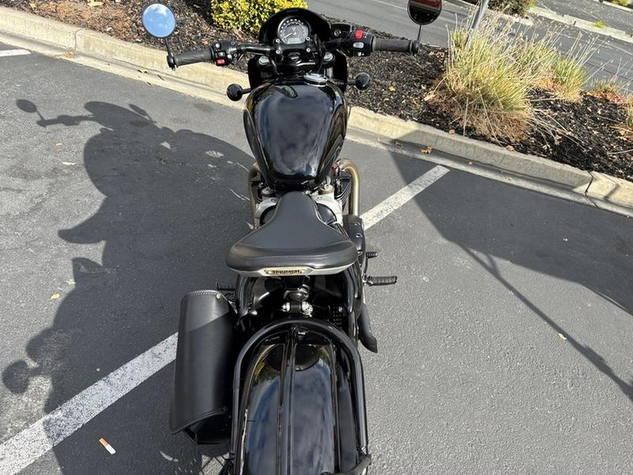 2023 Triumph Bonneville Bobber Jet Black