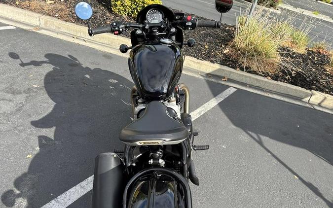 2023 Triumph Bonneville Bobber Jet Black