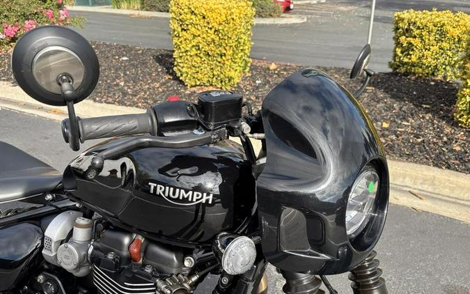 2023 Triumph Bonneville Bobber Jet Black