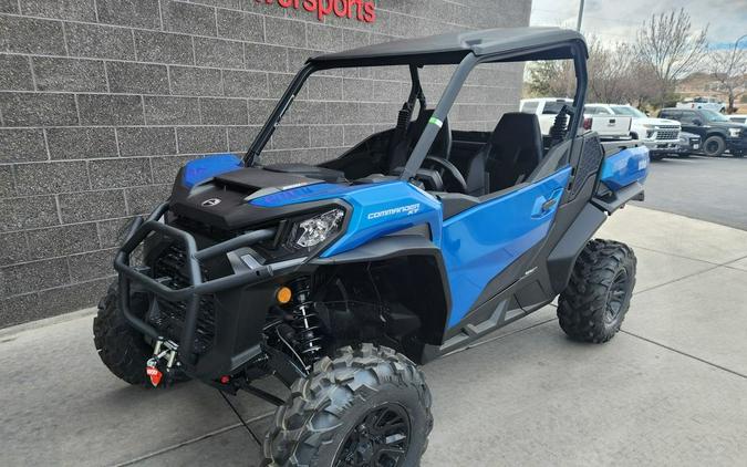 2023 Can-Am® Commander XT 700