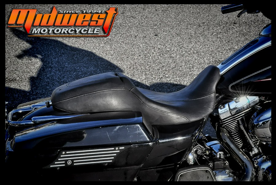 2008 Harley-Davidson® ELEC GLIDE CLASSIC