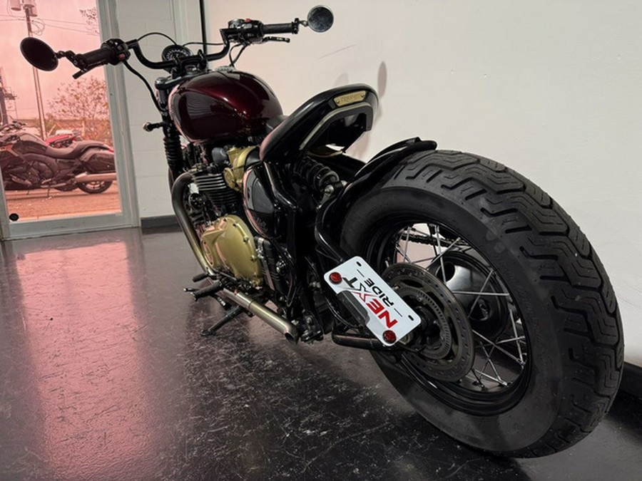 2018 Triumph Bonneville Bobber Morello Red