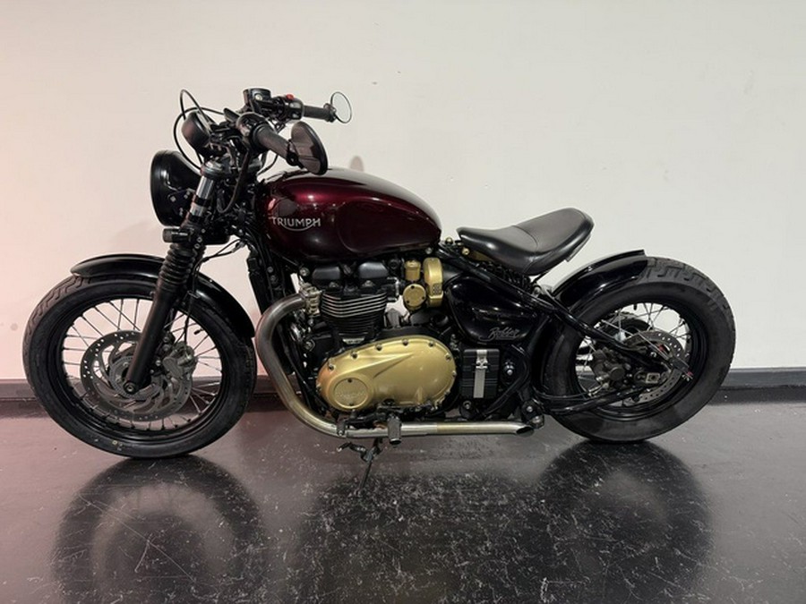 2018 Triumph Bonneville Bobber Morello Red