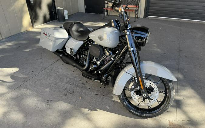2025 Harley-Davidson® Road King® Special