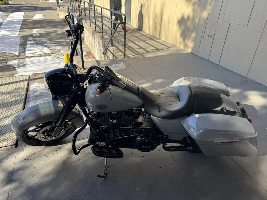 2025 Harley-Davidson® Road King® Special