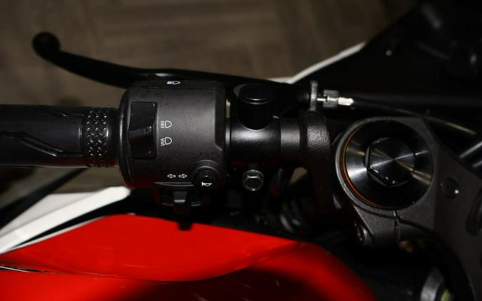 2026 Yamaha YZF-R3 70th Anniversary Edition