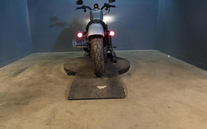 2020 Harley-Davidson Iron 883 Barracuda Silver Denim
