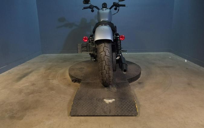 2020 Harley-Davidson Iron 883 Barracuda Silver Denim