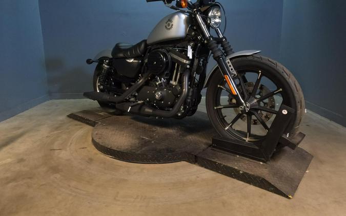 2020 Harley-Davidson Iron 883 Barracuda Silver Denim