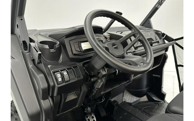 2024 Can-Am Defender XT HD10