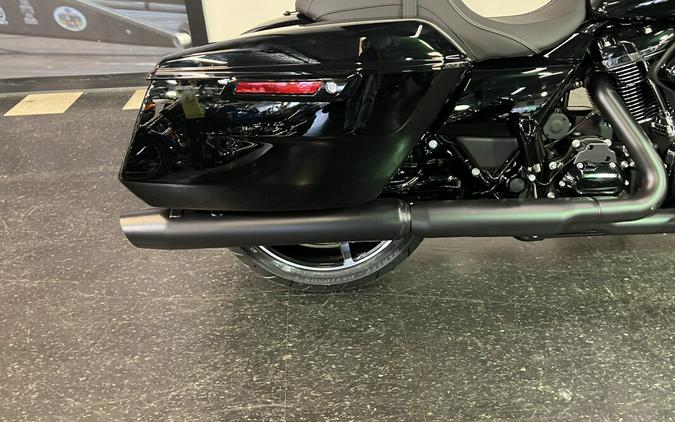 2024 Harley-Davidson Road Glide® Vivid Black FLTRX