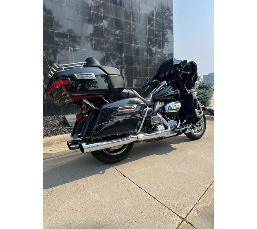 2017 Harley-Davidson® FLHTK - Ultra Limited