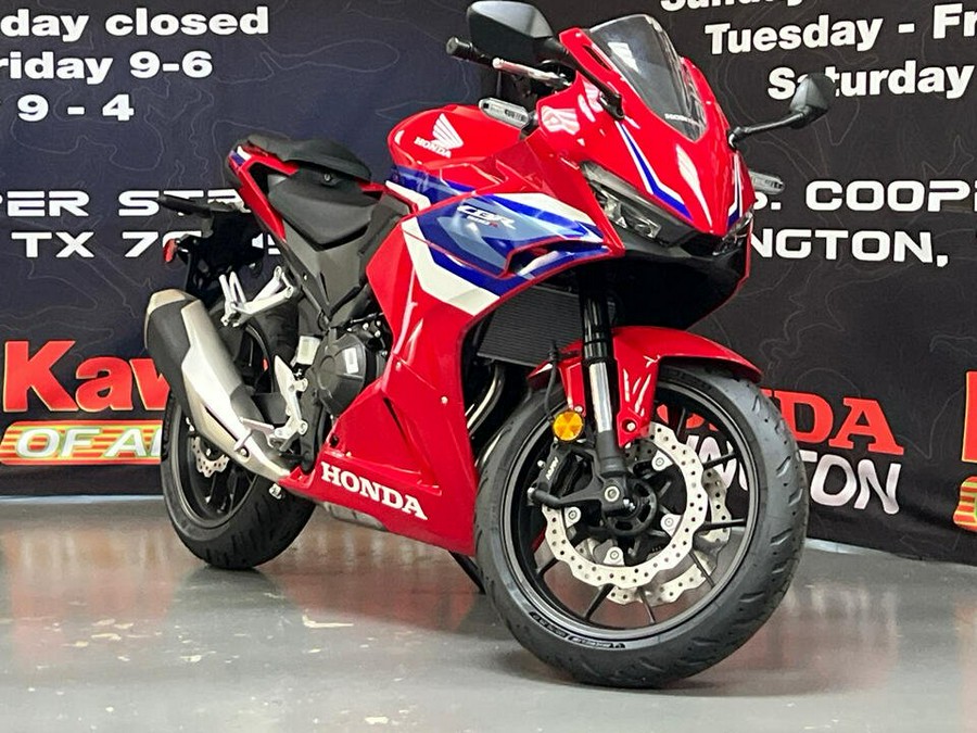 2025 Honda CBR500R ABS