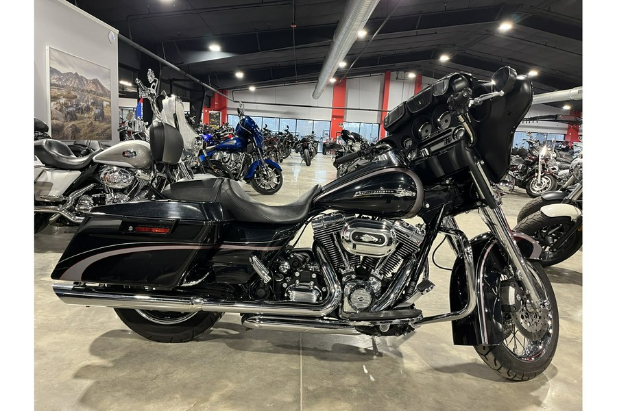 2013 Harley-Davidson® FLHX Street Glide®