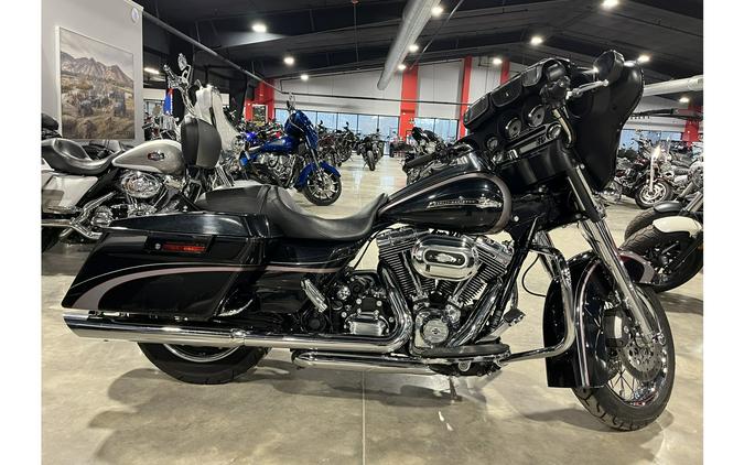 2013 Harley-Davidson® FLHX Street Glide®