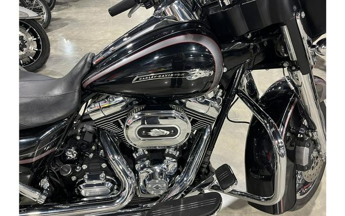 2013 Harley-Davidson® FLHX Street Glide®