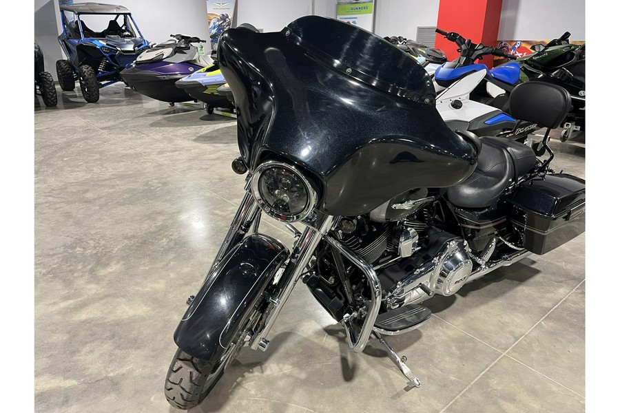 2013 Harley-Davidson® FLHX Street Glide®