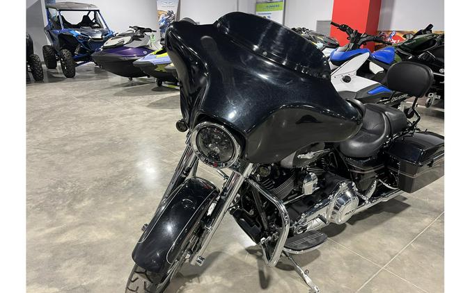 2013 Harley-Davidson® FLHX Street Glide®