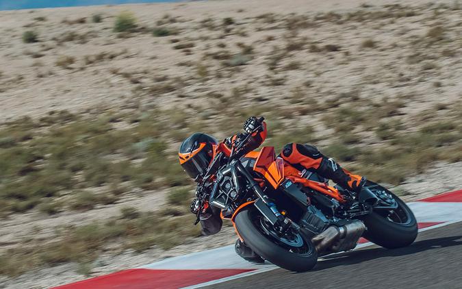 2026 KTM 1390 Super Duke R EVO