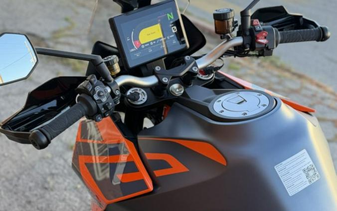 2024 KTM Super Duke 1290 GT