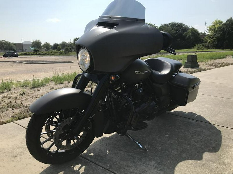 2019 Harley-Davidson® FLHXS - Street Glide® Special