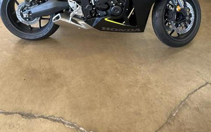 2026 Honda CBR650R E-Clutch