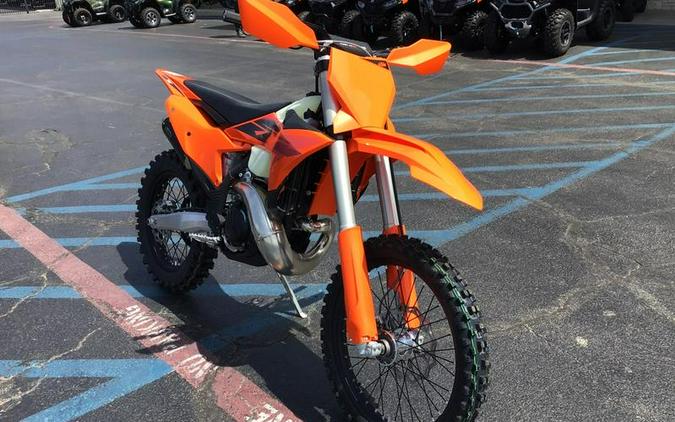 2027 KTM 300 XC