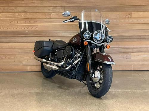 2018 Harley-Davidson Softail Heritage Classic 114 Review — From...